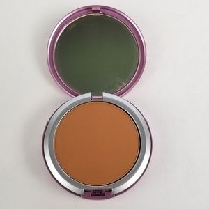 MALLY PORELESS PERFECTION GLOWING  FOUNDATION
